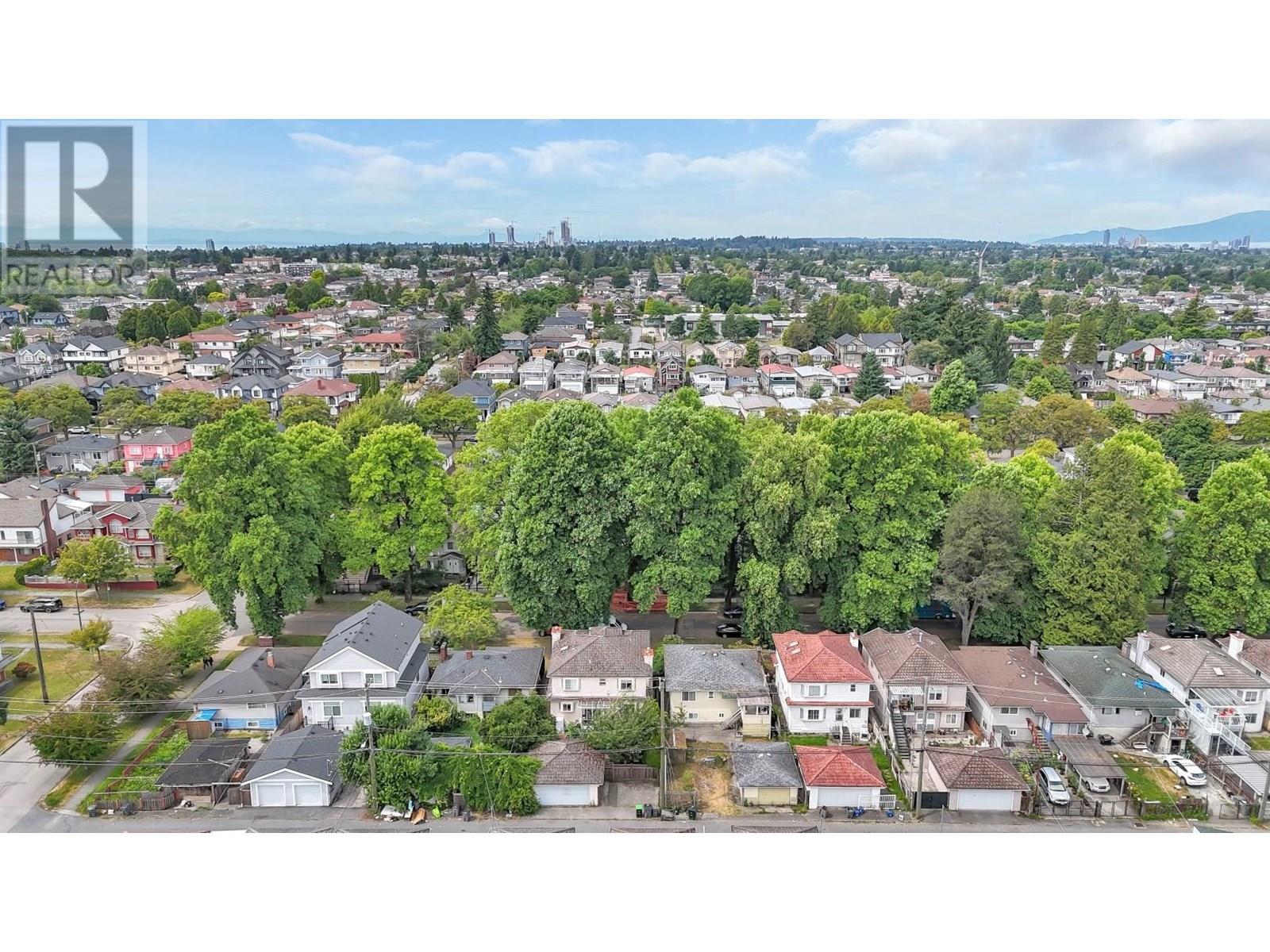 Photo 1 of 5338 Chambers Street, Vancouver BC