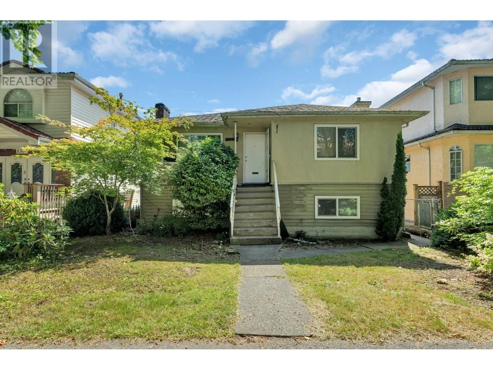 Photo 8 of 5338 Chambers Street, Vancouver BC