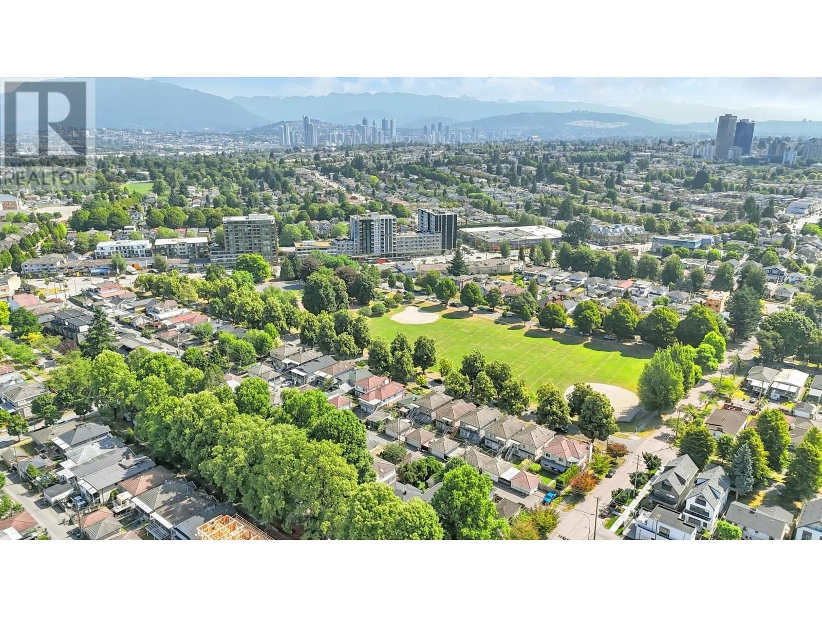 Photo 12 of 5338 Chambers Street, Vancouver BC