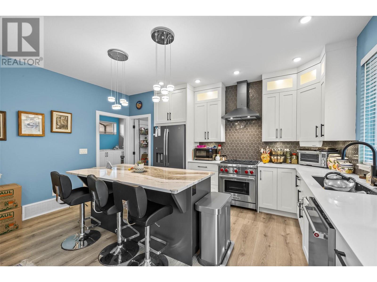 Photo 8 of 4103 Rio Vista Place, Kamloops BC