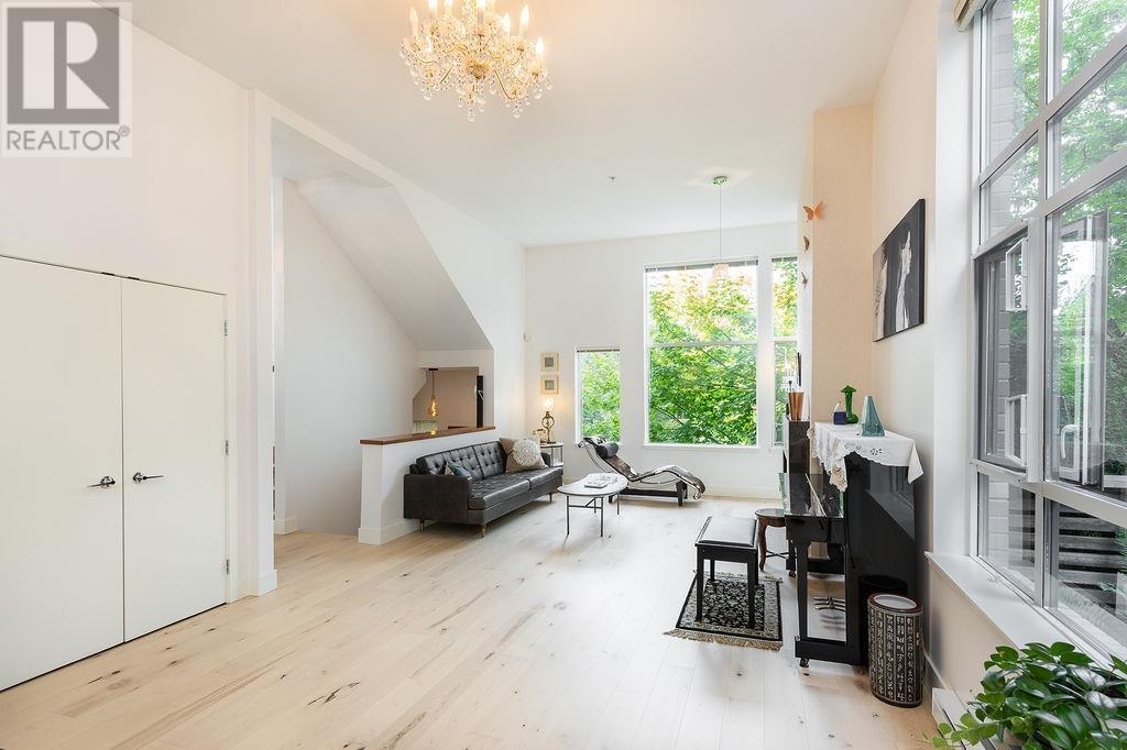 5952 CHANCELLOR MEWS, Vancouver