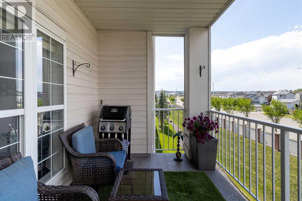 Single Family House for Sale in   Country Village Road NE Country Hills Village Calgary 