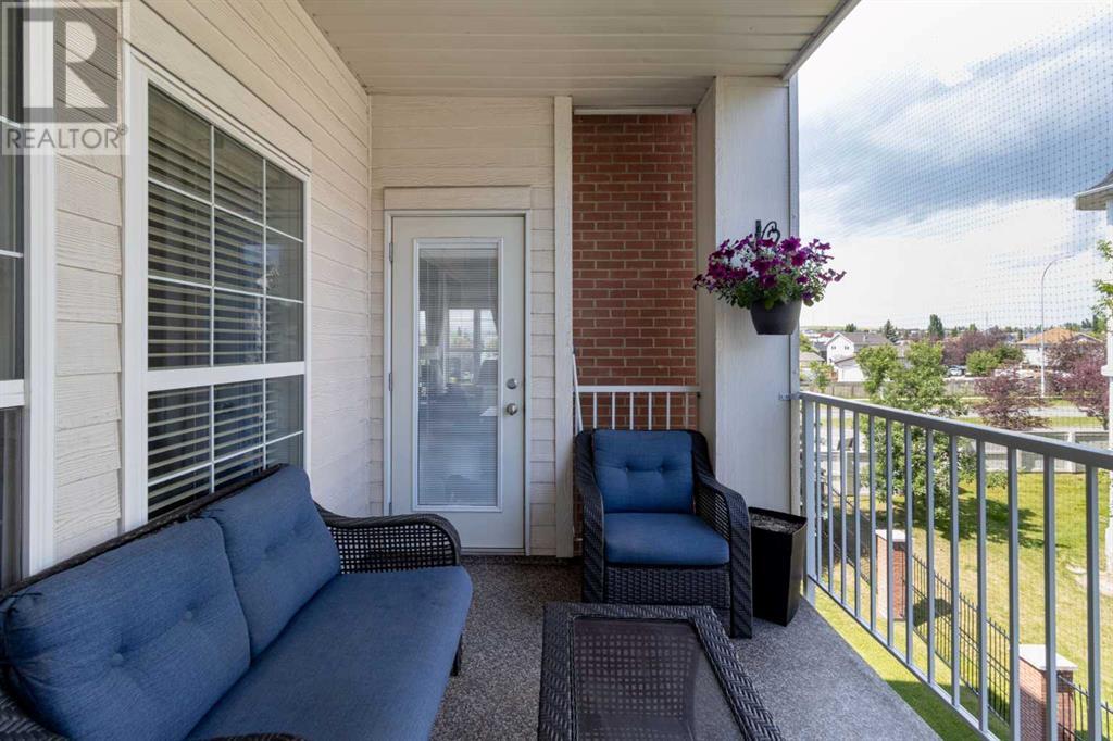 Single Family House for Sale in   Country Village Road NE Country Hills Village Calgary 
