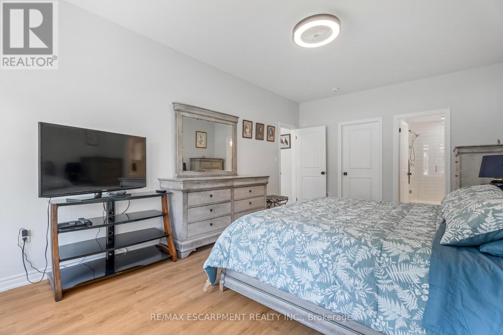 Single Family House for Sale in  WELCH LANE Hamilton (Mountview) 