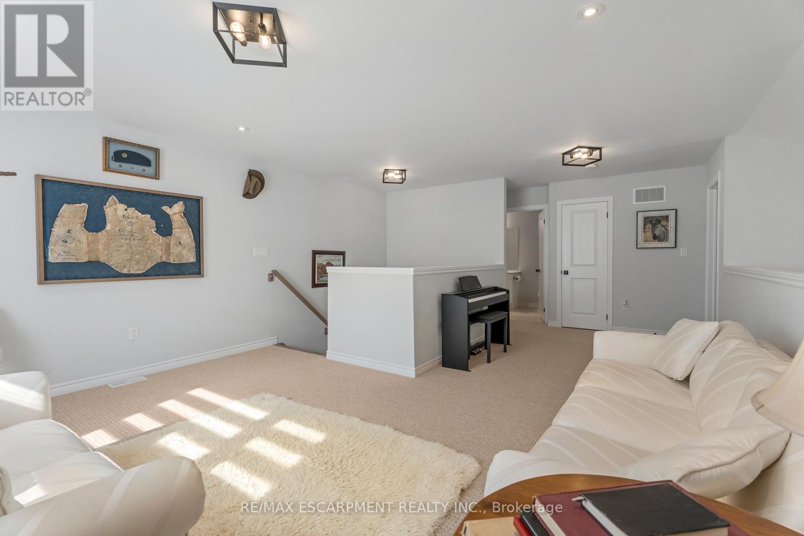 Single Family House for Sale in  WELCH LANE Hamilton (Mountview) 