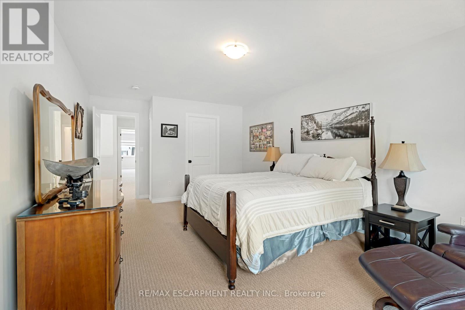 Single Family House for Sale in  WELCH LANE Hamilton (Mountview) 