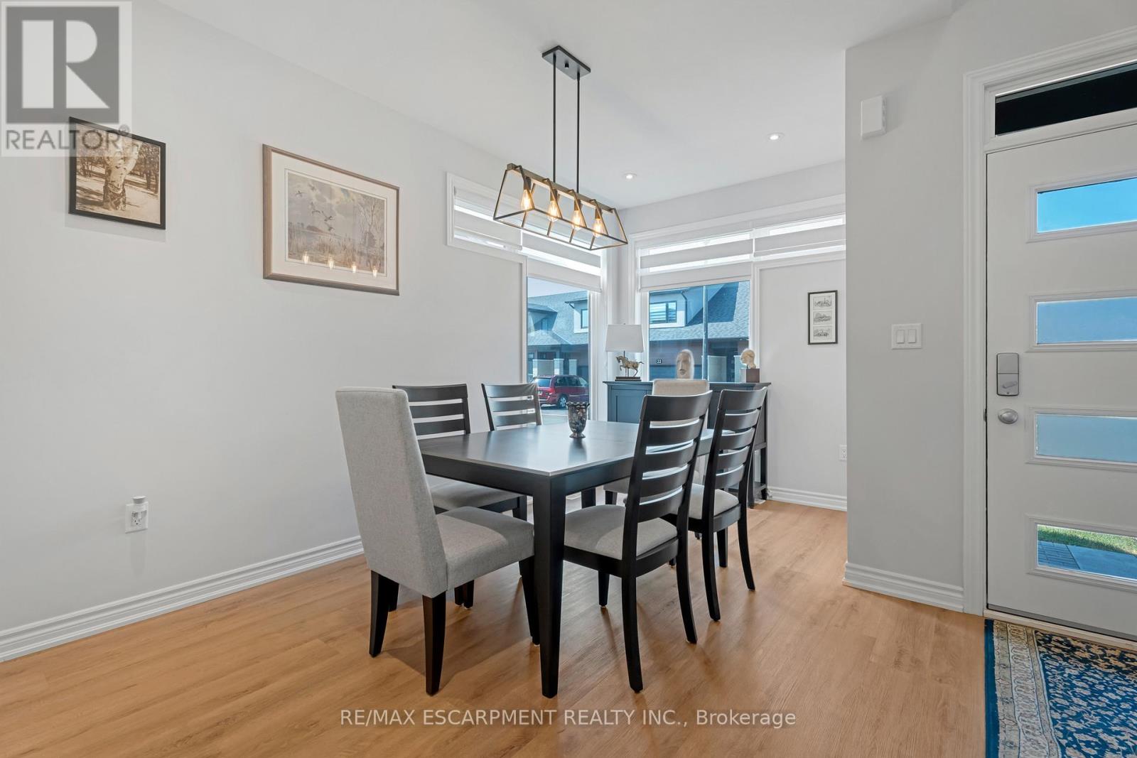 Single Family House for Sale in  WELCH LANE Hamilton (Mountview) 