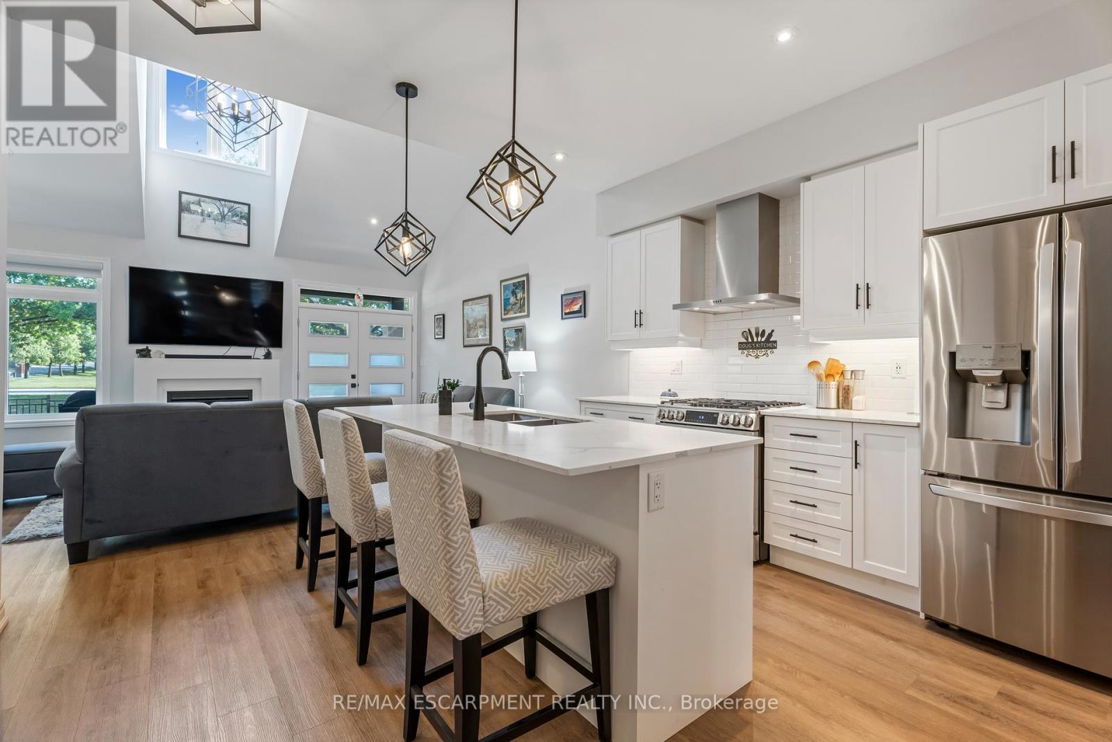 Single Family House for Sale in  WELCH LANE Hamilton (Mountview) 