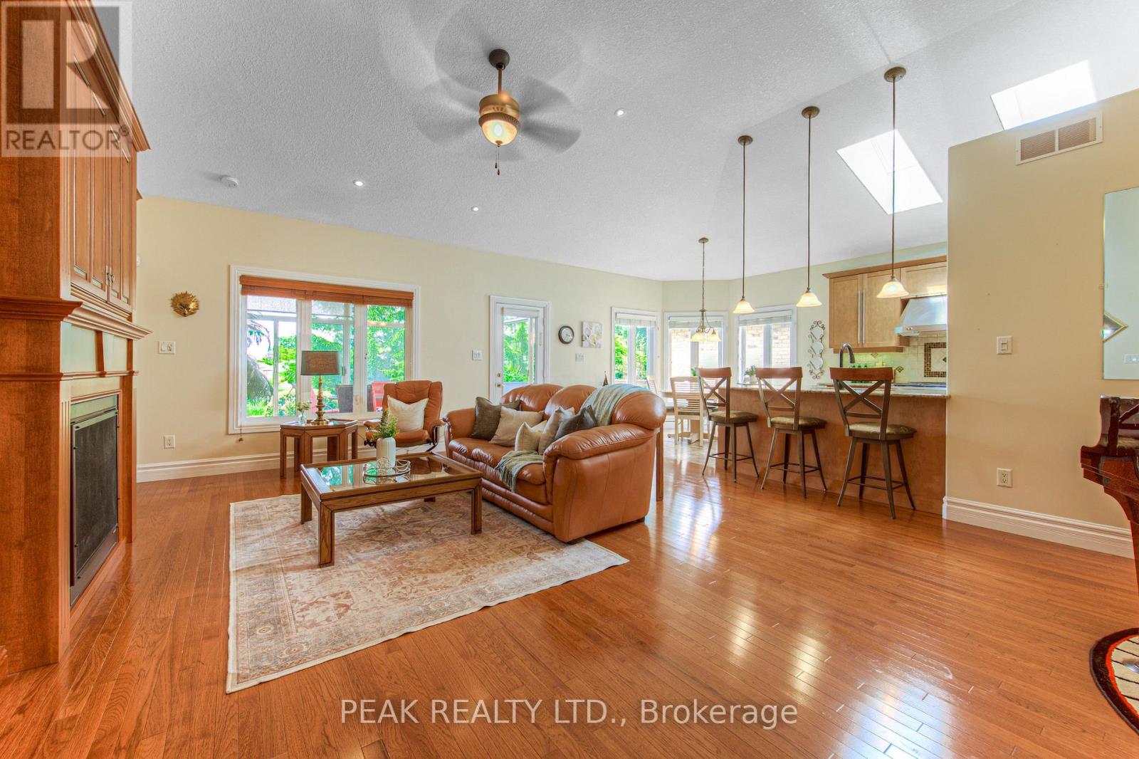 Photo 13 of 22 Orchard Way, Wilmot ON