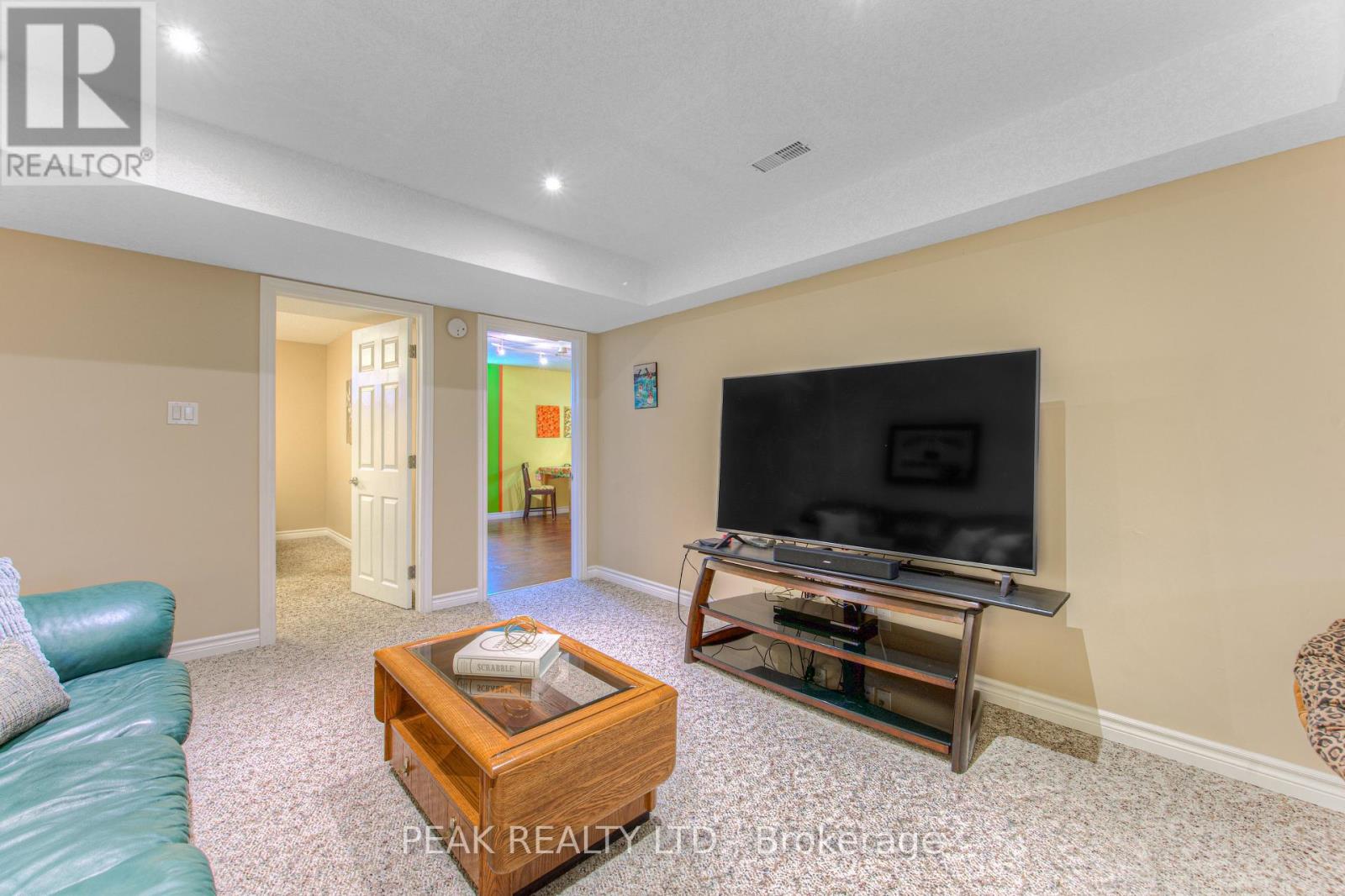 Photo 32 of 22 Orchard Way, Wilmot ON