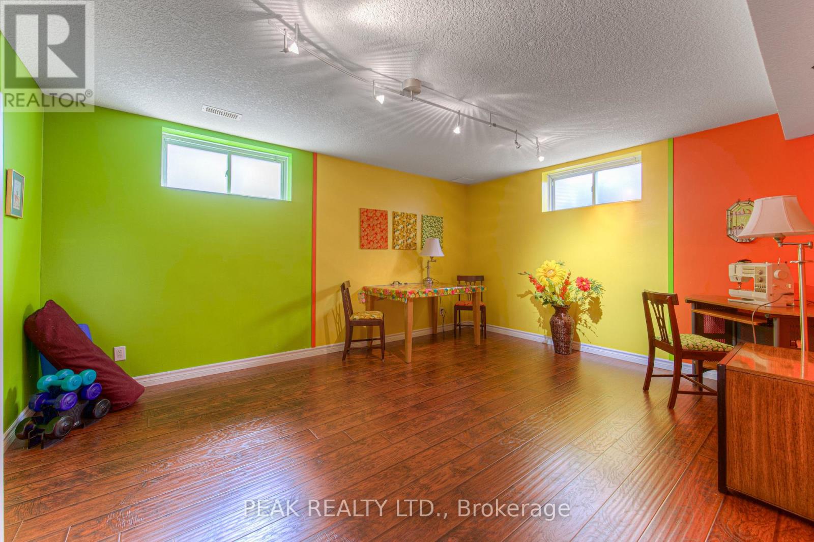Photo 36 of 22 Orchard Way, Wilmot ON