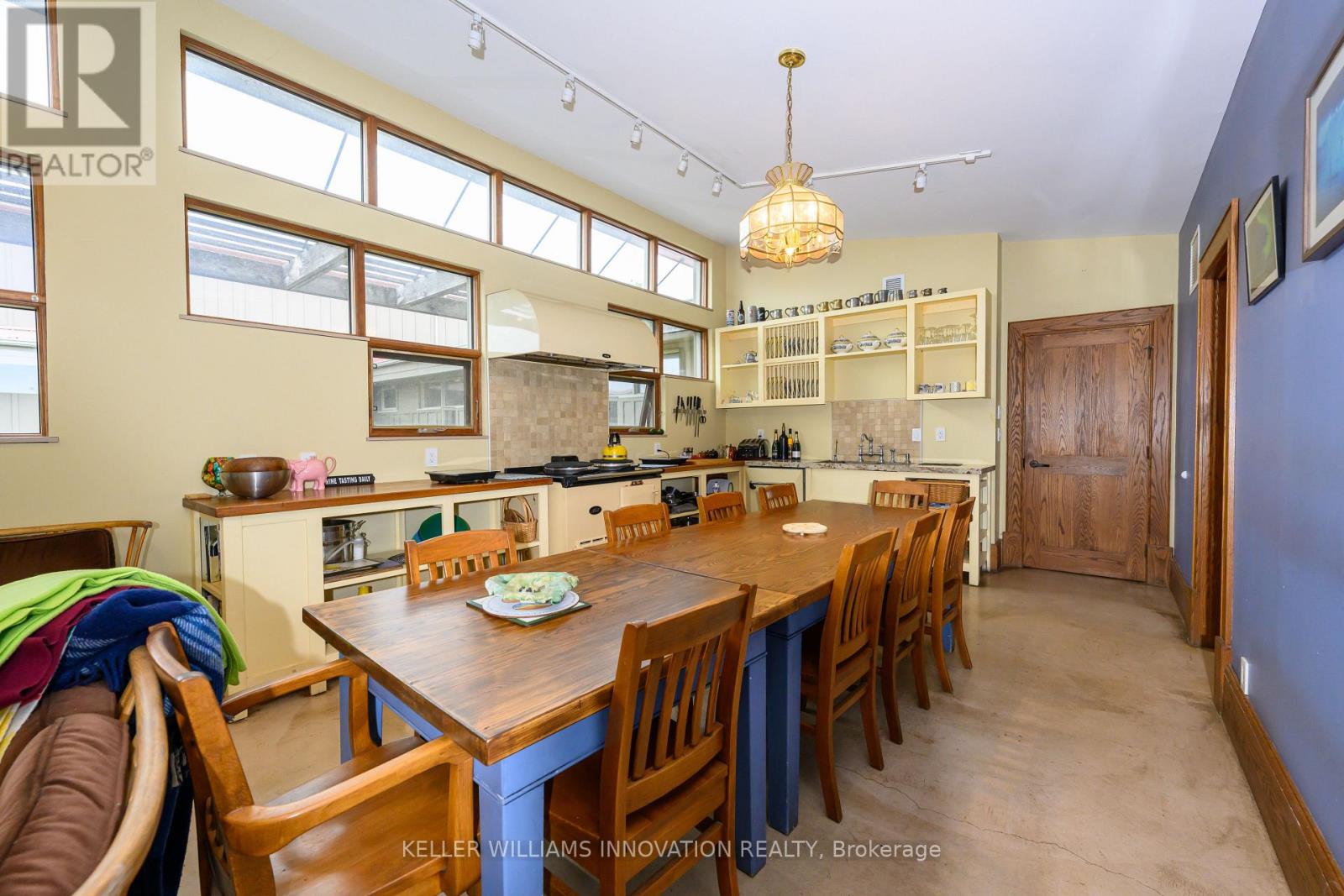 Photo 16 of 3749 Walker Road, Lincoln ON