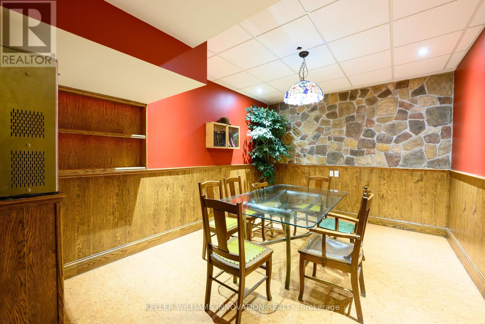 Photo 37 of 3749 Walker Road, Lincoln ON