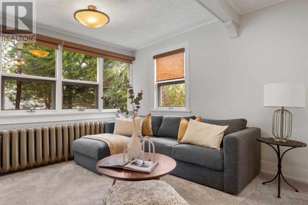 Single Family House for Sale in  Hillcrest Avenue SW Elbow Park Calgary 