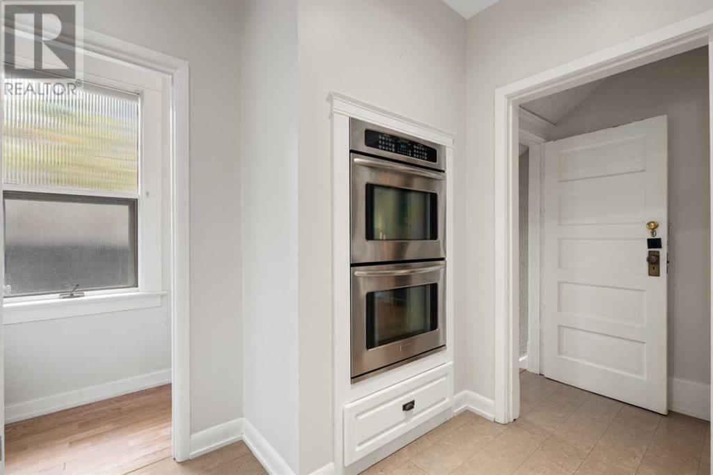 Single Family House for Sale in  Hillcrest Avenue SW Elbow Park Calgary 