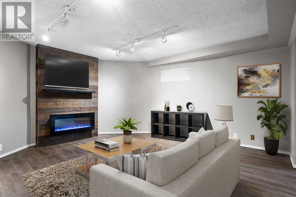 Single Family House for Sale in  Hillcrest Avenue SW Elbow Park Calgary 