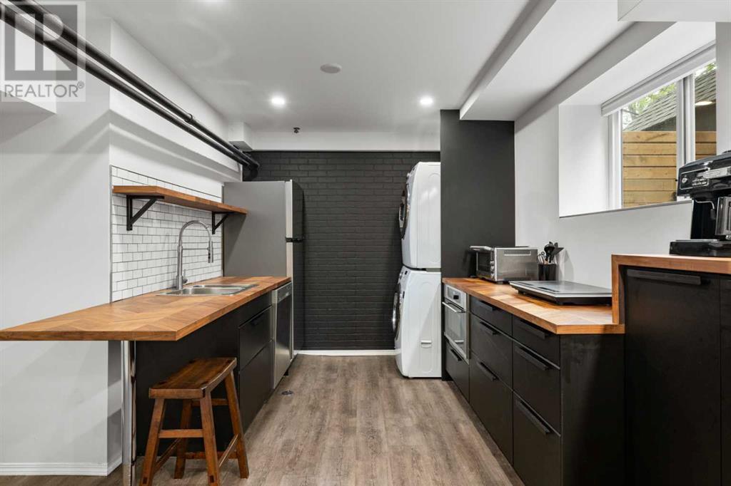 Single Family House for Sale in  Hillcrest Avenue SW Elbow Park Calgary 