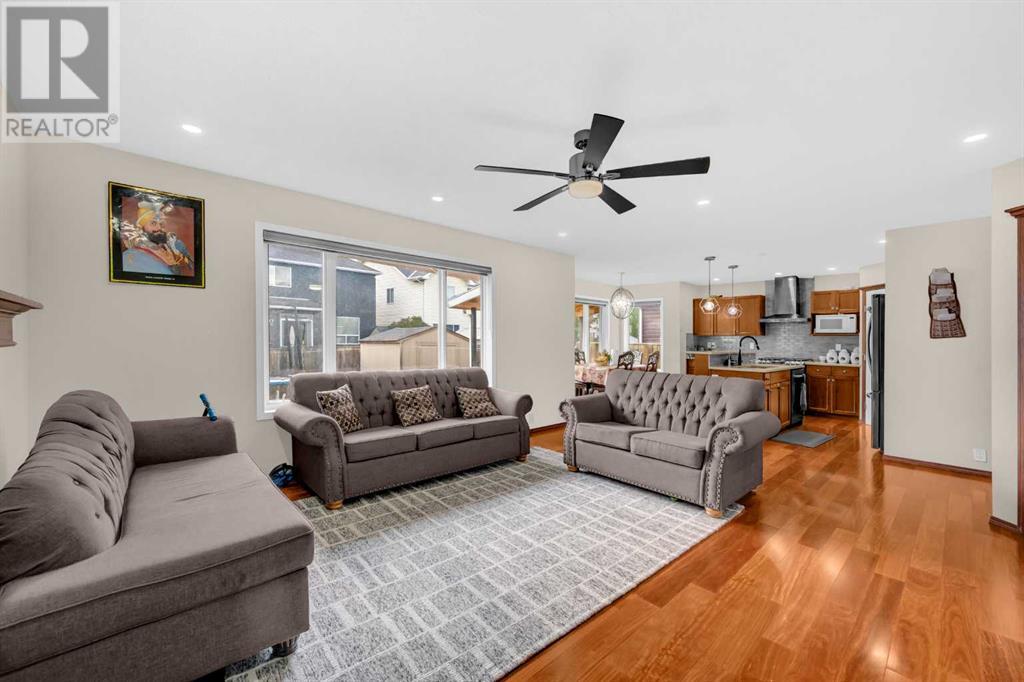 Single Family House for Sale in  Coral Reef Close NE Coral Springs Calgary 