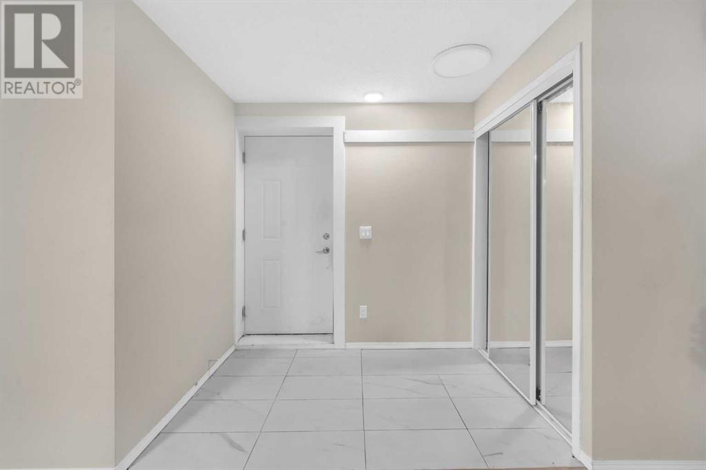 Single Family House for Sale in  Coral Reef Close NE Coral Springs Calgary 