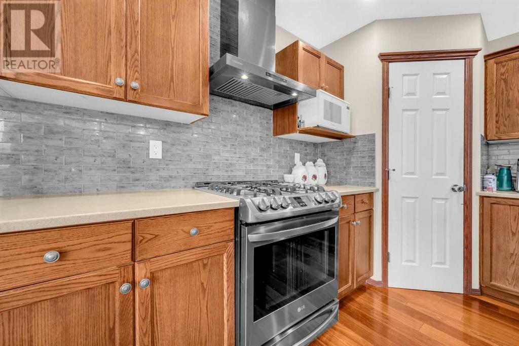 Single Family House for Sale in  Coral Reef Close NE Coral Springs Calgary 