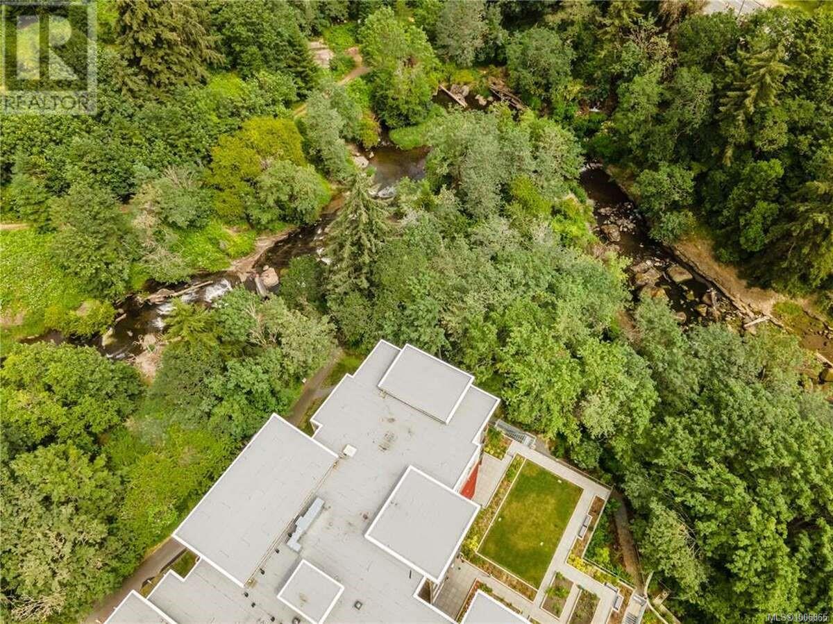 Photo 27 of 514 20 Barsby Ave, Nanaimo BC
