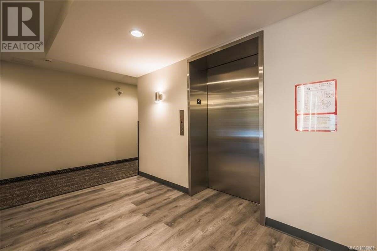 #514 20 Barsby Ave - 33