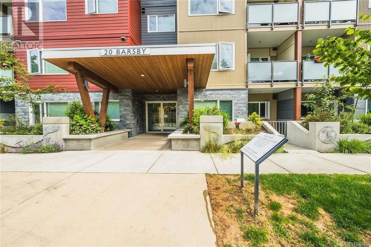 #514 20 Barsby Ave - 35