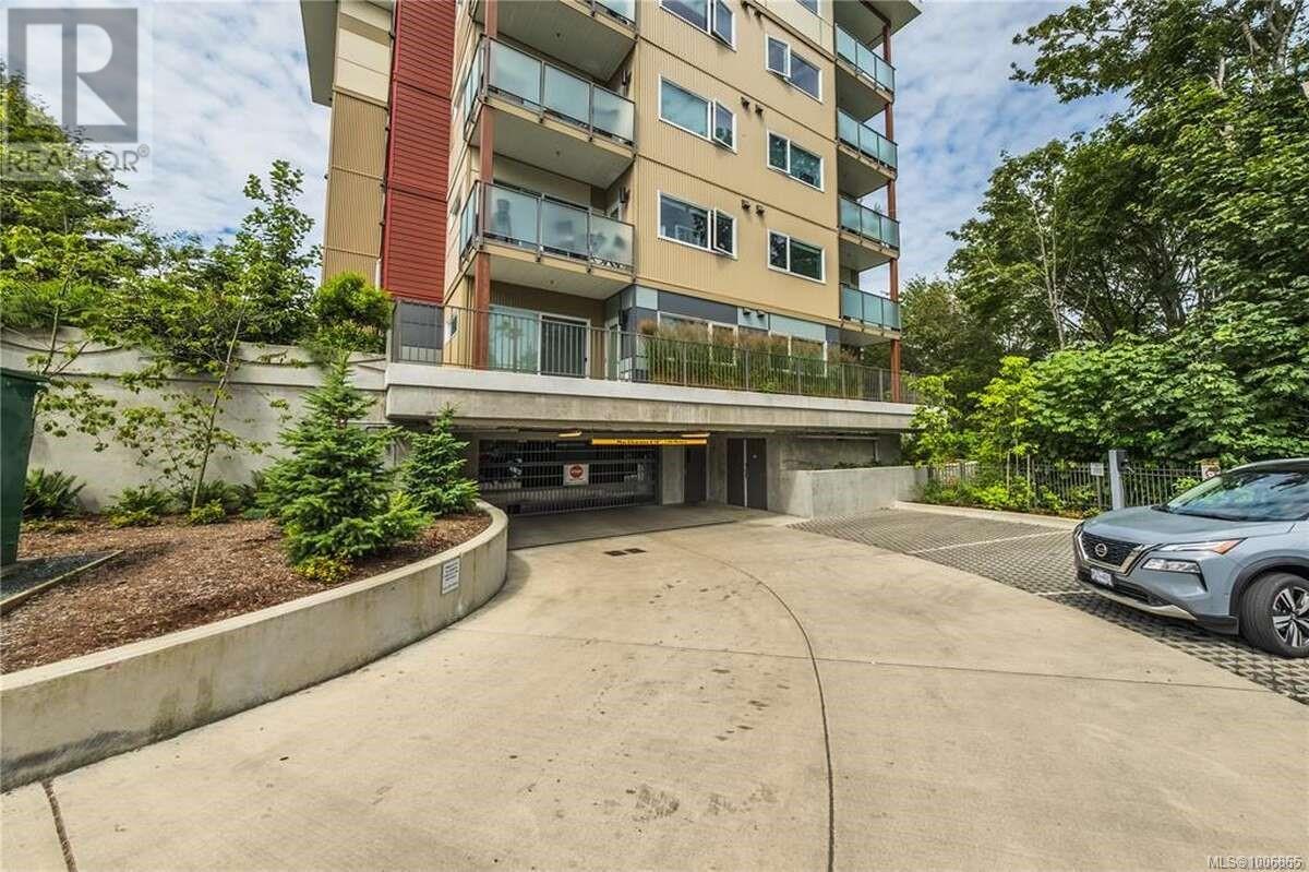 Photo 39 of 514 20 Barsby Ave, Nanaimo BC