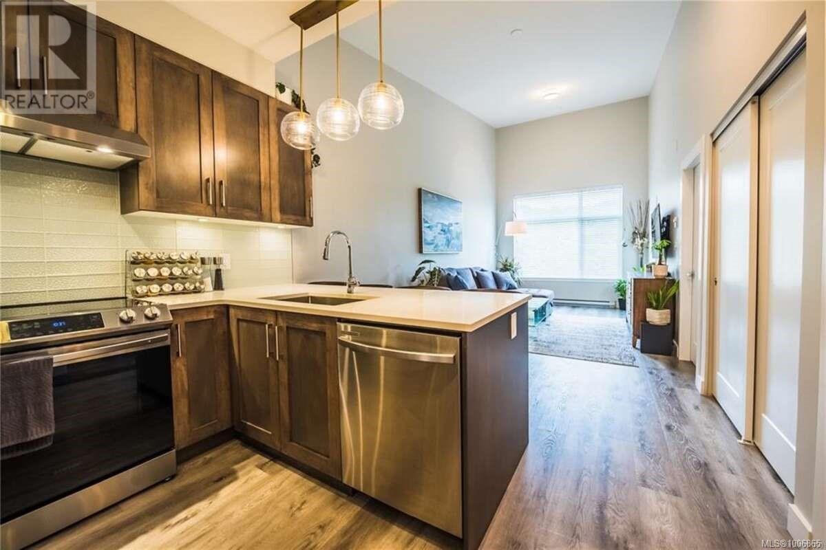 #514 20 Barsby Ave - 4