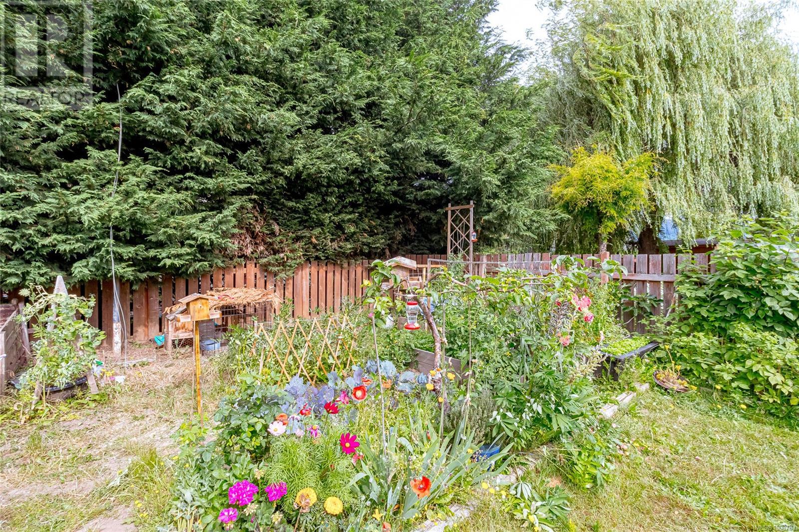 Photo 14 of 6164 Somenos Rd, Duncan BC