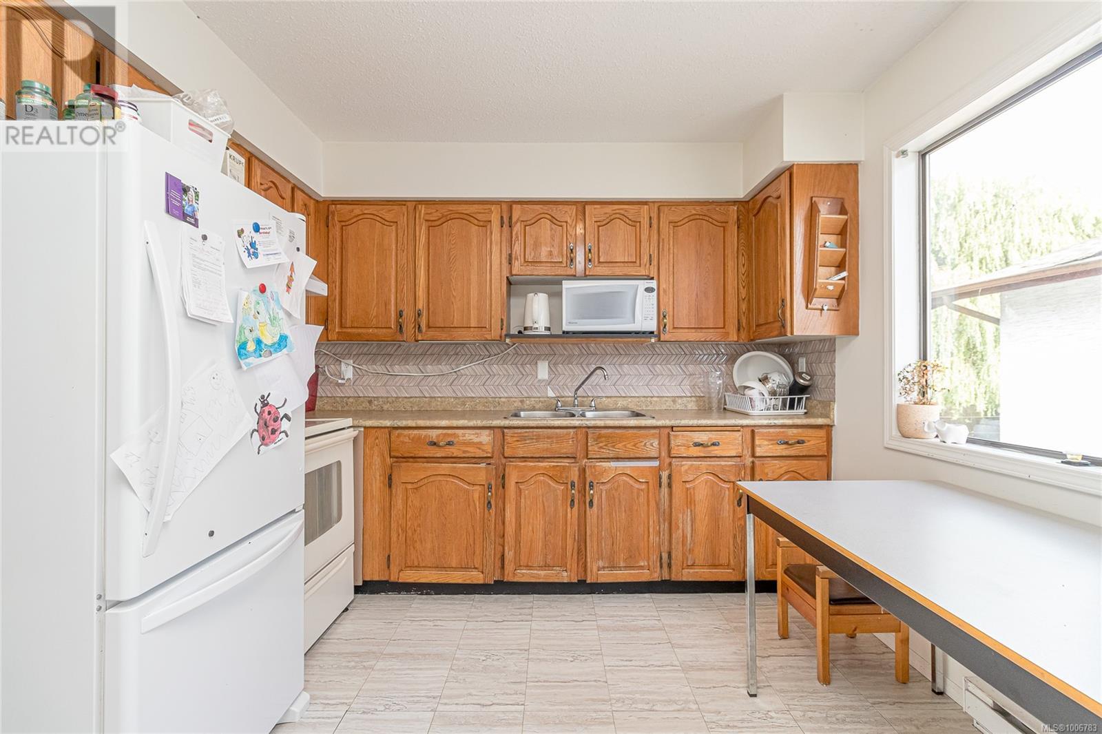 Photo 15 of 6164 Somenos Rd, Duncan BC