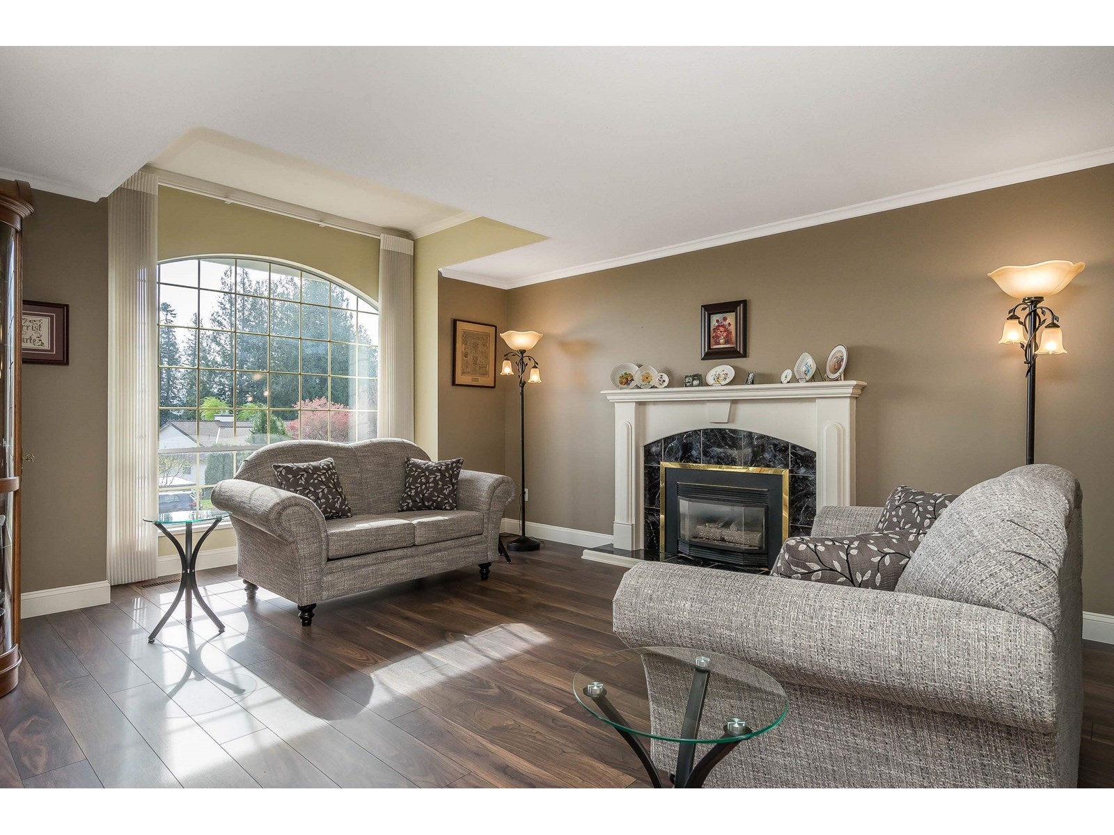 Photo 3 of 2245 Foothills Court, Abbotsford BC