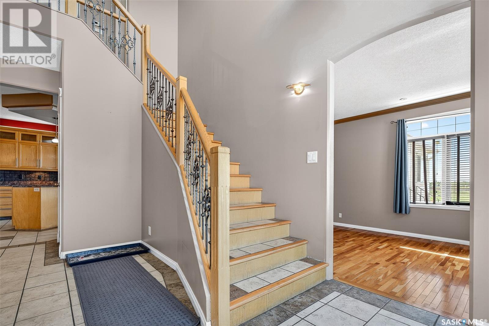 Photo 32 of 455 16th Avenue Nw, Moose Jaw SK