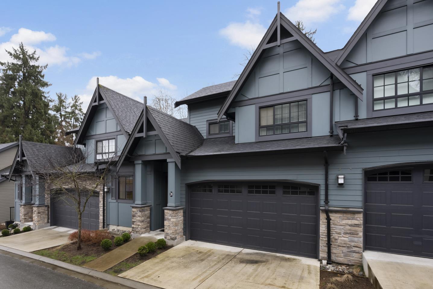 Photo 1 of 24 7979 152 Street, Surrey BC