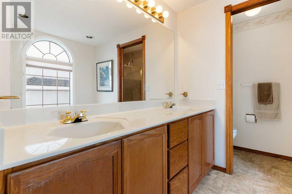 Single Family House Bungalow for Sale in  Millview Rise SW Millrise Calgary 