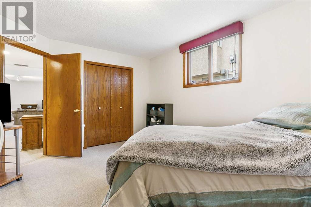 Single Family House Bungalow for Sale in  Millview Rise SW Millrise Calgary 