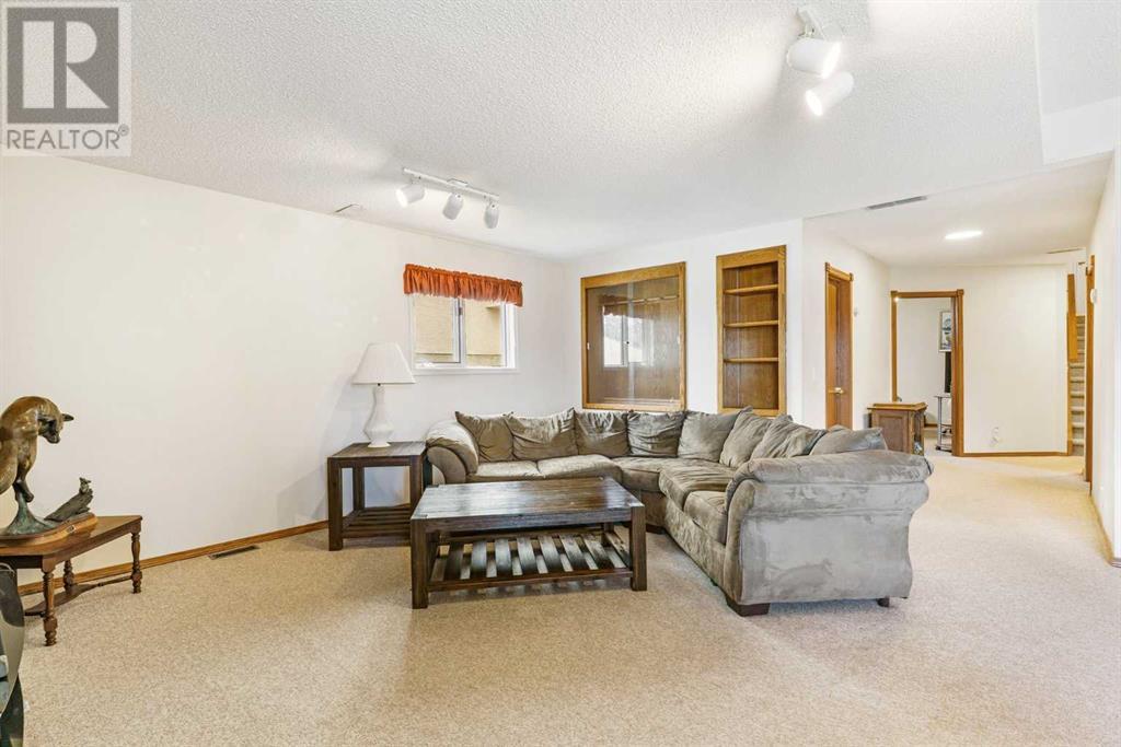 Single Family House Bungalow for Sale in  Millview Rise SW Millrise Calgary 