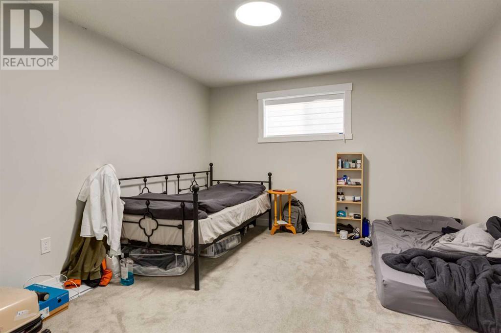 Single Family House Bi-level for Sale in  Avonburn Road SE Acadia Calgary 