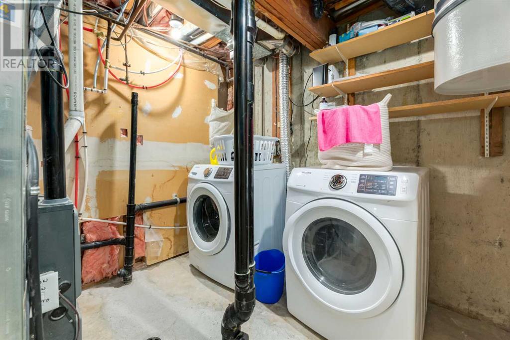 Single Family House Bi-level for Sale in  Avonburn Road SE Acadia Calgary 
