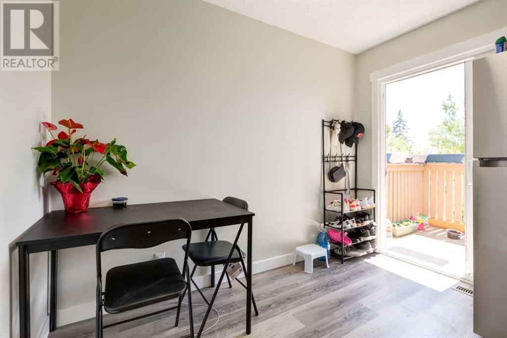 Single Family House Bi-level for Sale in  Avonburn Road SE Acadia Calgary 