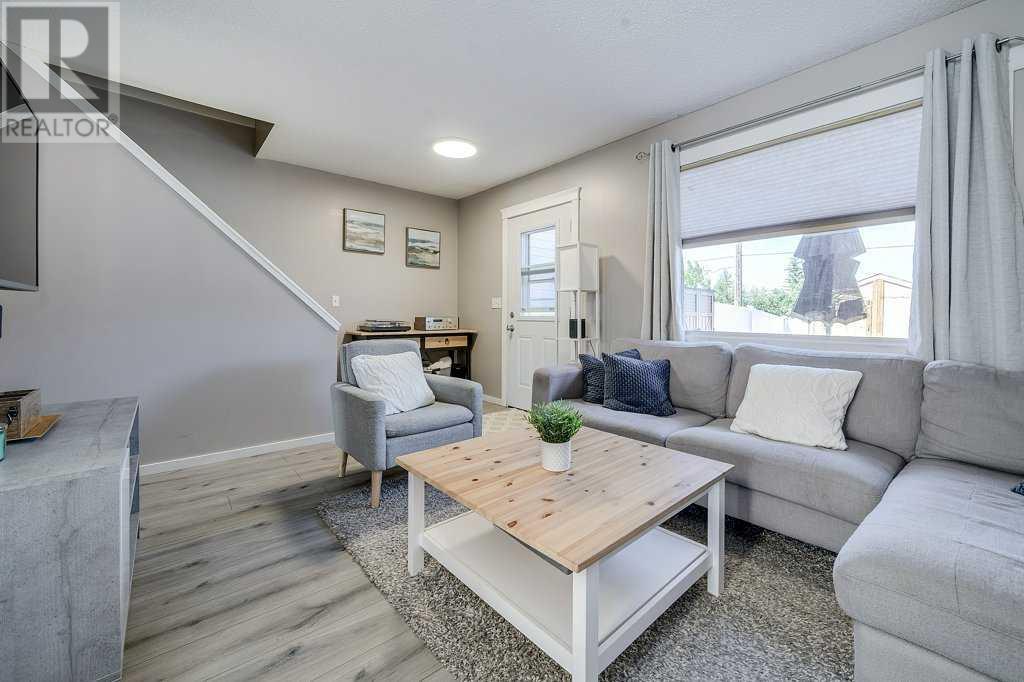 Single Family House for Sale in   Gray Drive Glendale Red Deer 