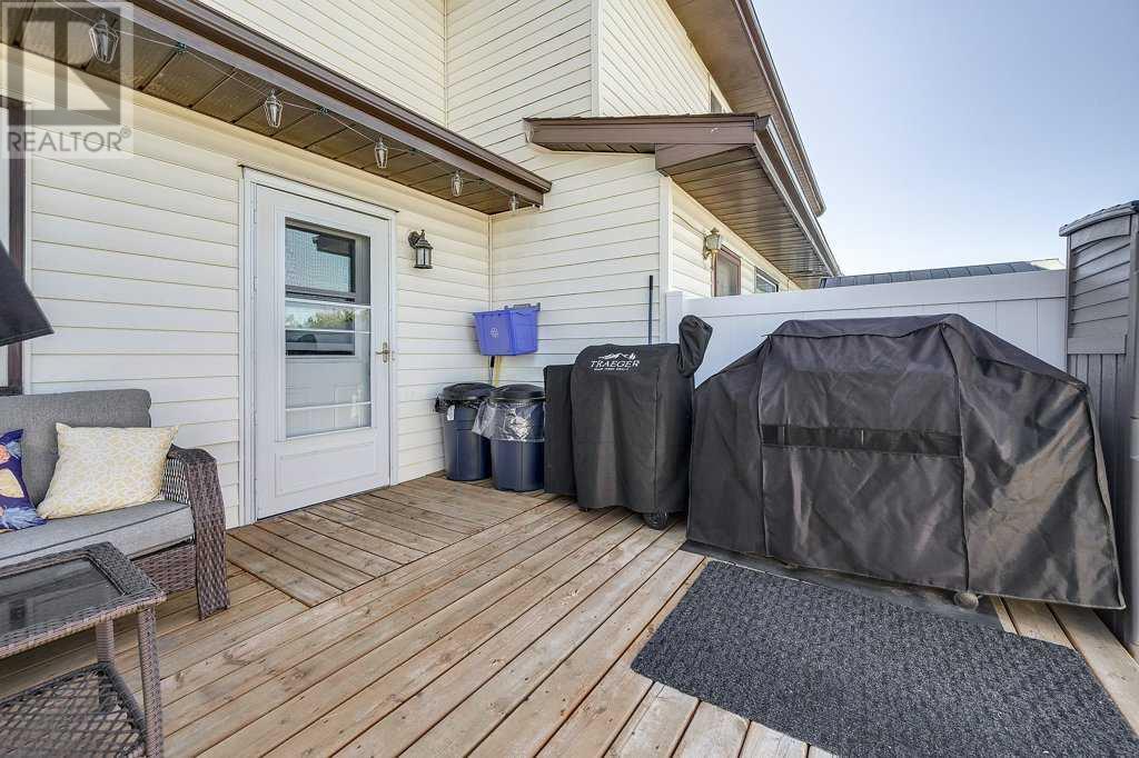 Single Family House for Sale in   Gray Drive Glendale Red Deer 