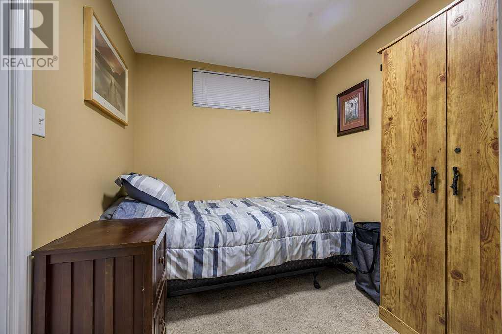 Single Family House for Sale in   Gray Drive Glendale Red Deer 