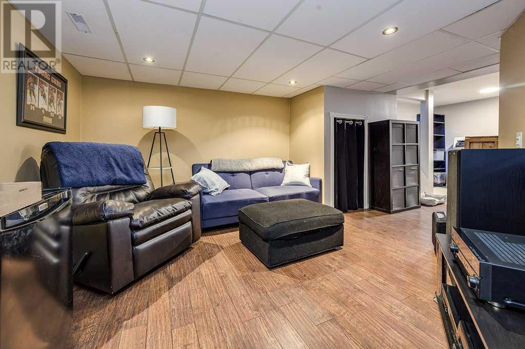 Single Family House for Sale in   Gray Drive Glendale Red Deer 