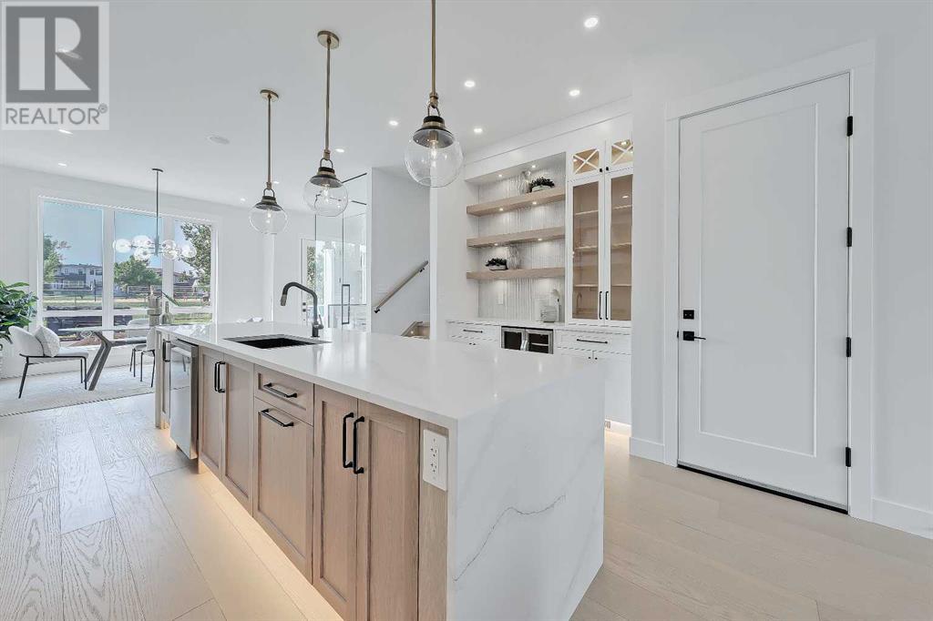Single Family House for Sale in   Avenue NE Tuxedo Park Calgary 