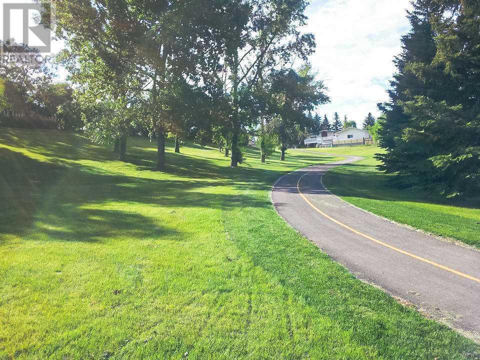Single Family House for Sale in   Avenue NE Tuxedo Park Calgary 