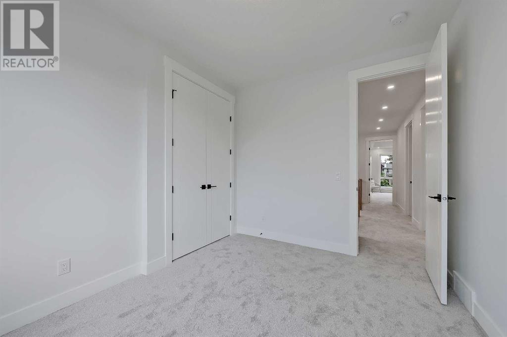 Single Family House for Sale in   Avenue NW Mount Pleasant Calgary 