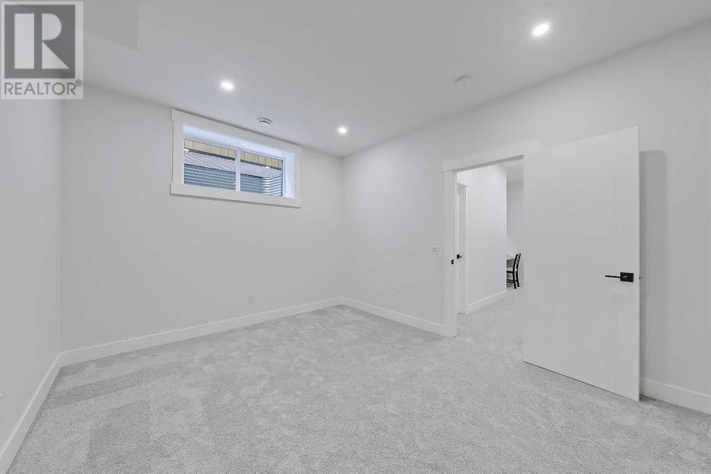 Single Family House for Sale in   Avenue NW Mount Pleasant Calgary 