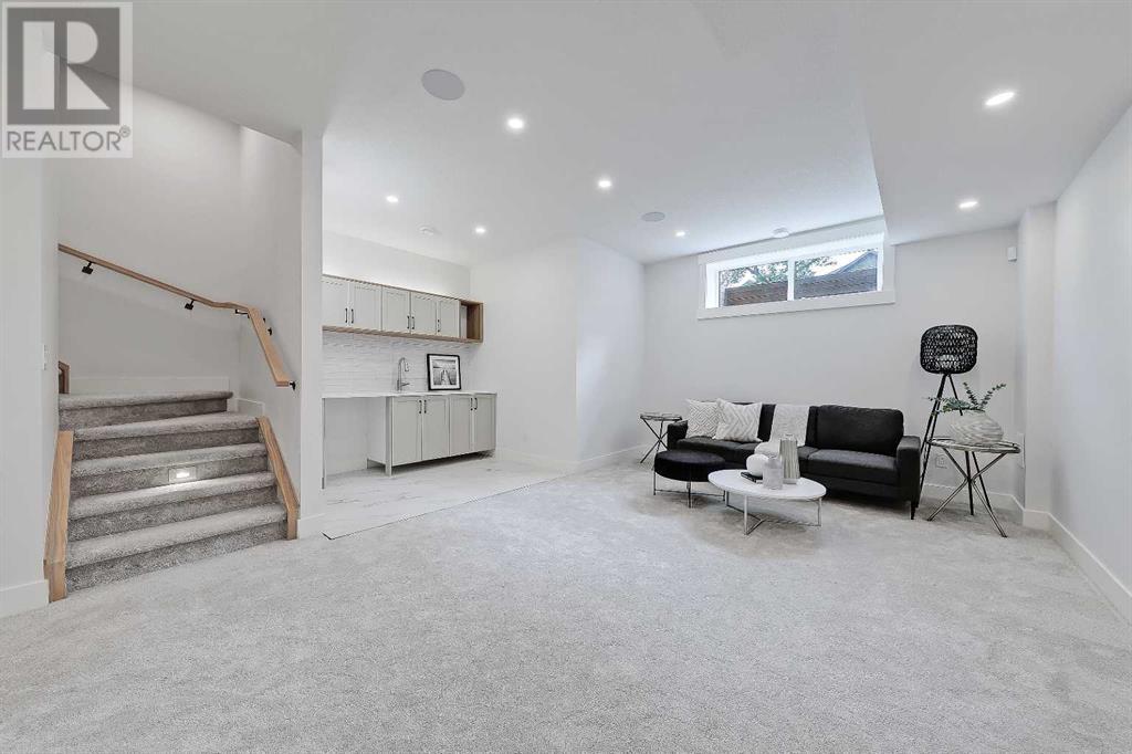 Single Family House for Sale in   Avenue NW Mount Pleasant Calgary 