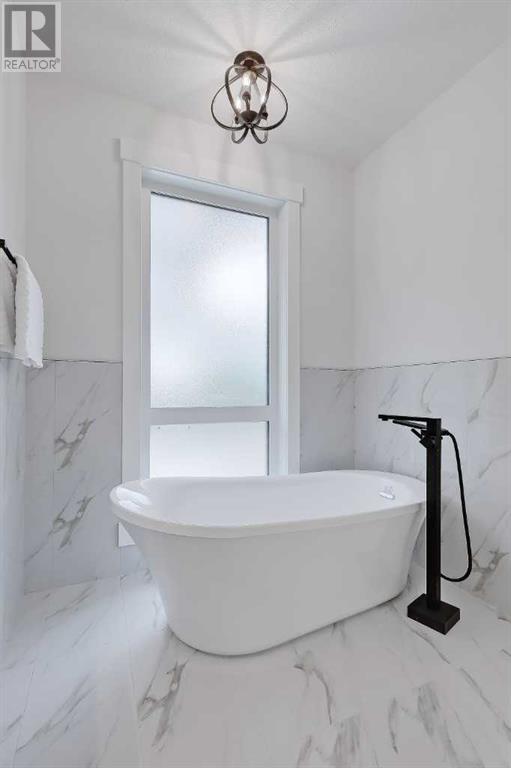 Single Family House for Sale in   Avenue NW Mount Pleasant Calgary 